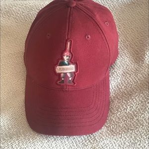 NWOT Plungerhead adjustable cap burgundy